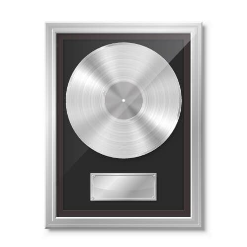Will between 16 and 18 albums be ranked #1 on the Billboard 200 in 2026?