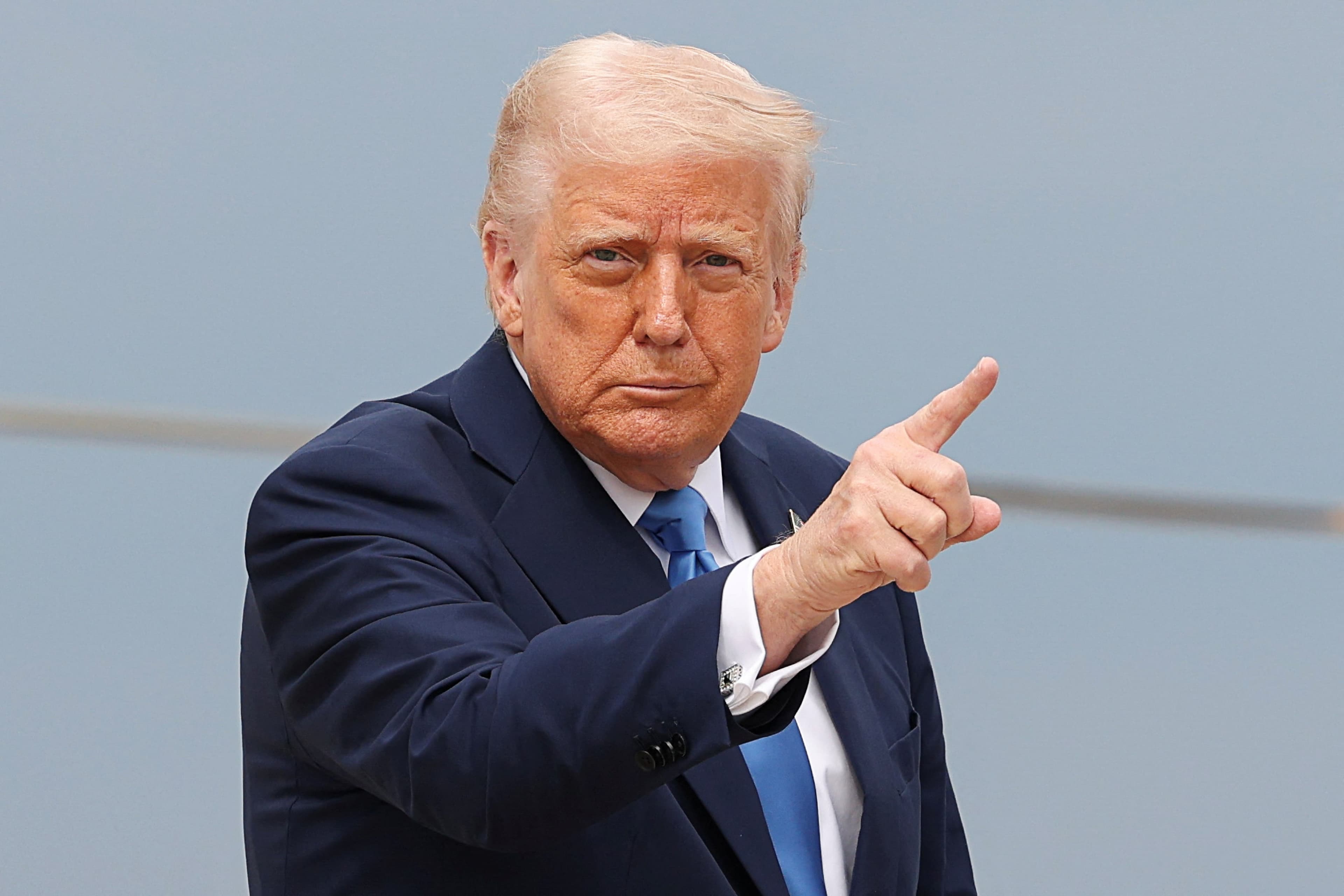 Will Trump pardon Himself before 2027?