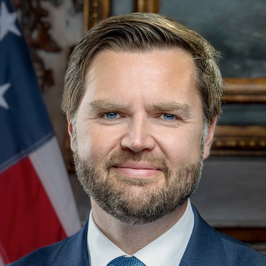 Will Donald Trump publicly insult J.D. Vance by July 31, 2026?